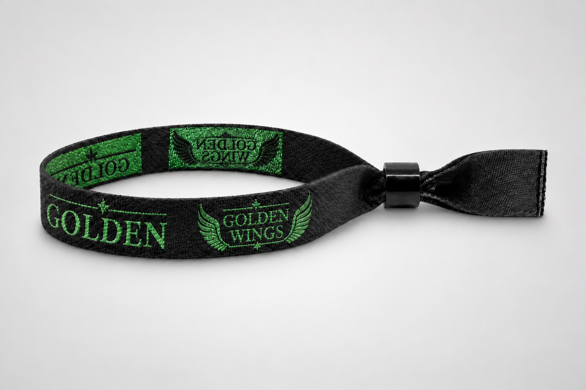 Pulseras de festival tejidas con hilo metalizado