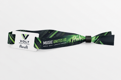 Pulsera de tela rPET RFID con estampado verde oscuro de festival de música