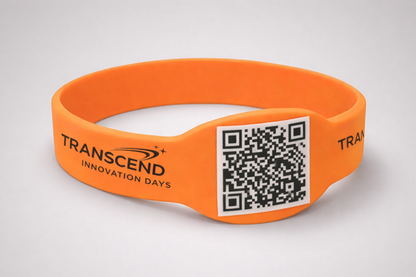 Una foto de polseres de silicona amb codi QR de JM Band®. Compra polseres de silicona de 12 mm aquí.
