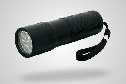 Espectro LED de linterna UV